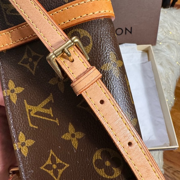 Louis Vuitton Pochette Marel belt -waist bag monogram with Box and card Auth. - Picture 11 of 16